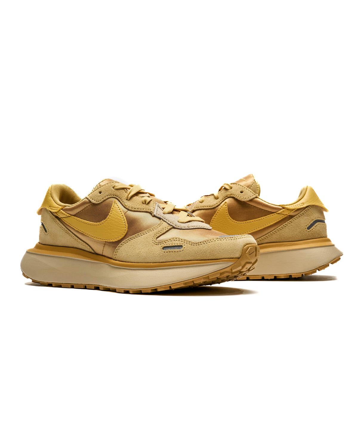 Nike air vortex mineral yellow best sale